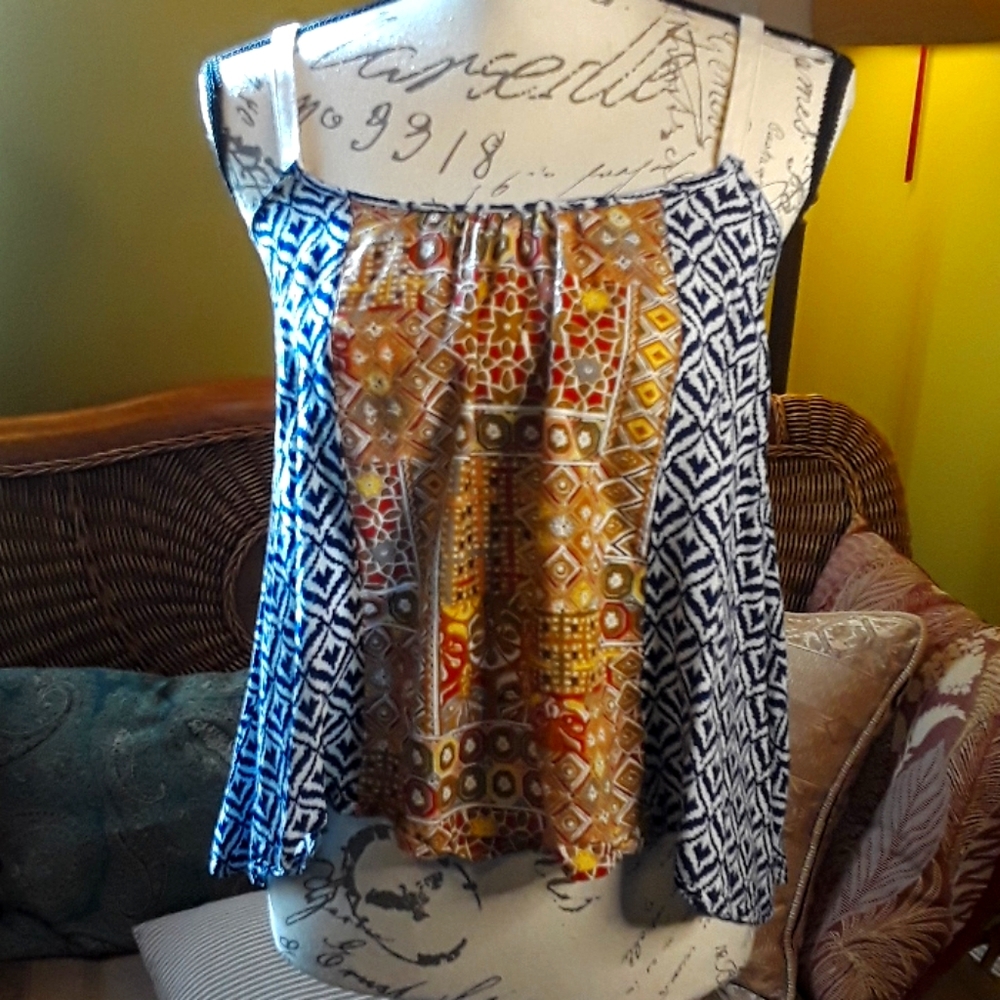 🍂💮Hem & Thread flowy tank💮🧡 - Picture 3 of 3